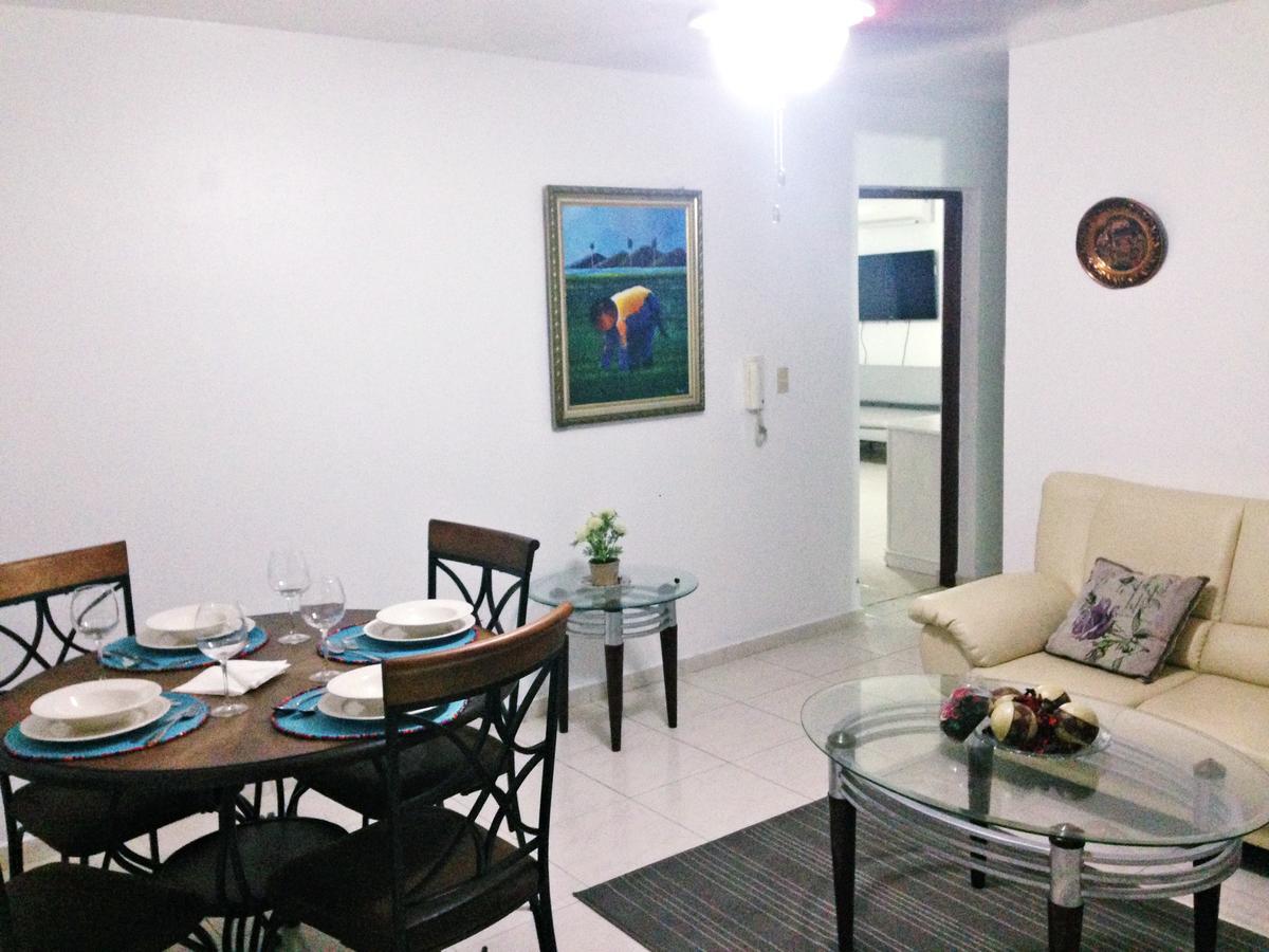Caribbean Seaview Apart Malecon ซานโตโดมิงโก ภายนอก รูปภาพ