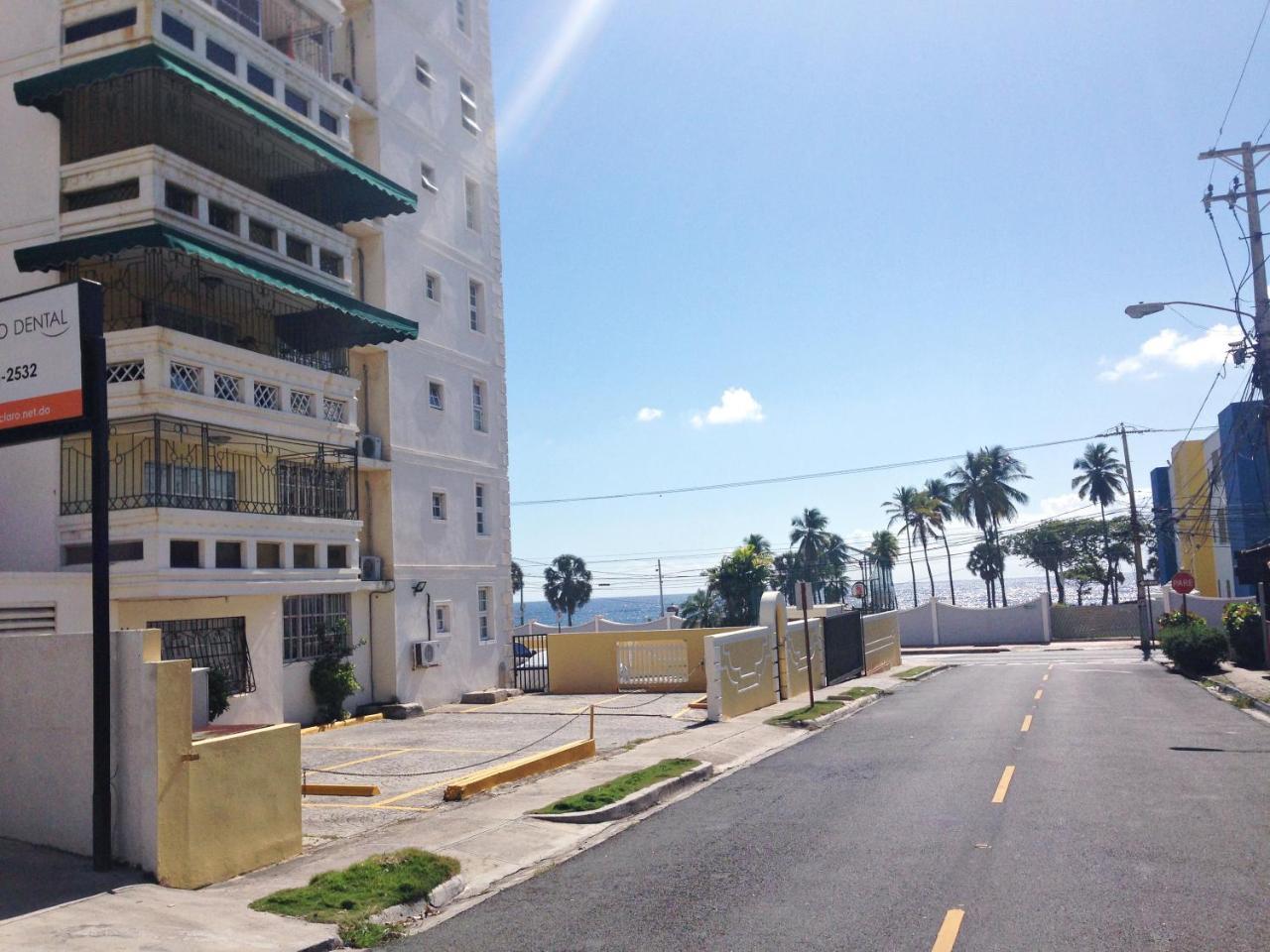Caribbean Seaview Apart Malecon ซานโตโดมิงโก ภายนอก รูปภาพ